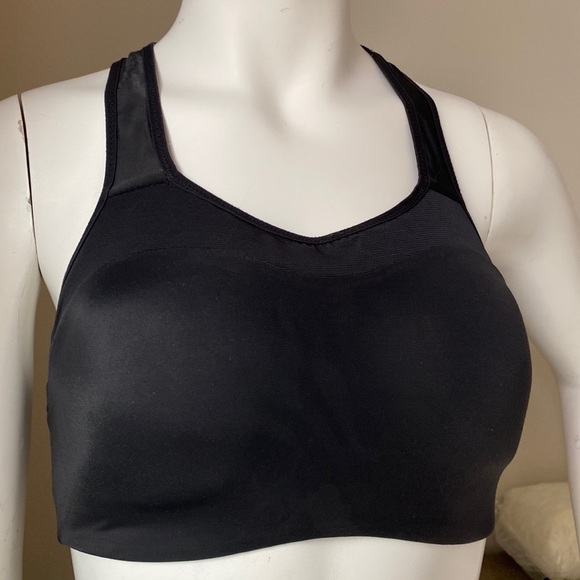 Nike Other - Nike Molded Cup Sports Bra